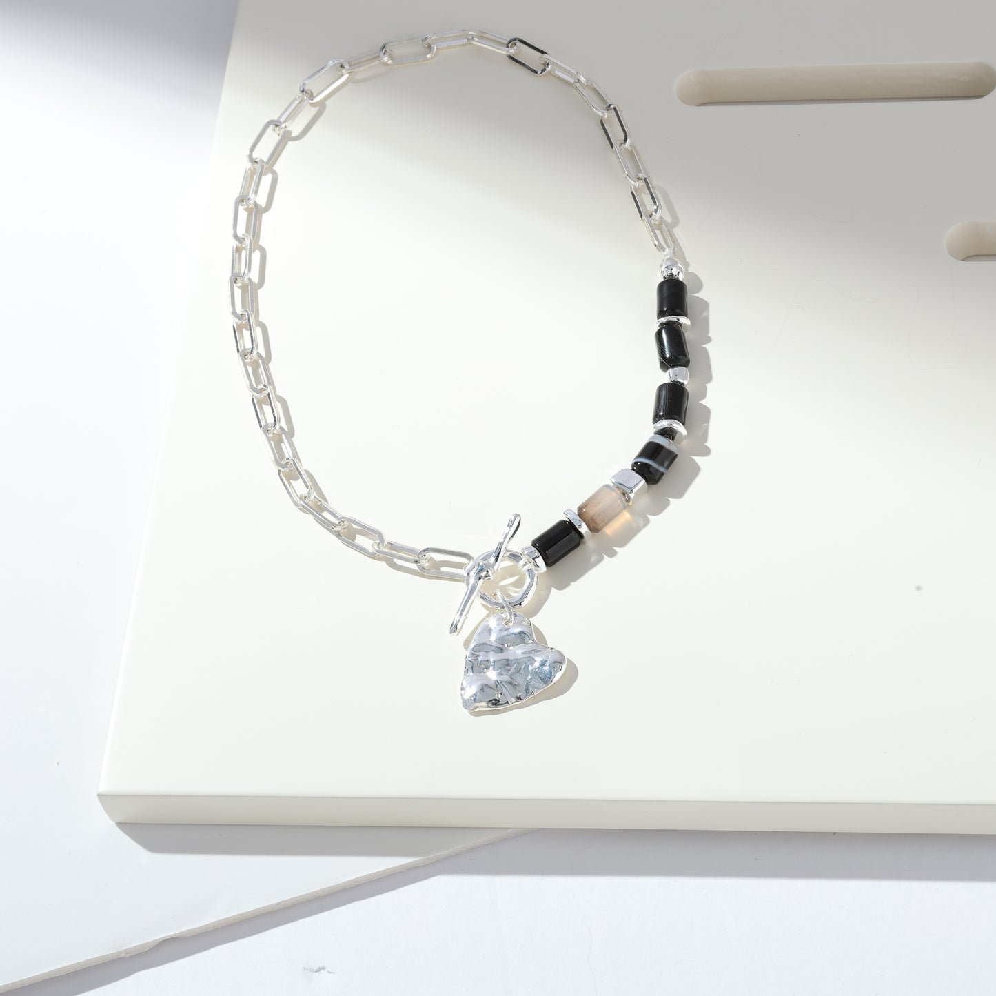 CHAIN HEART PENDANT NECKLACE