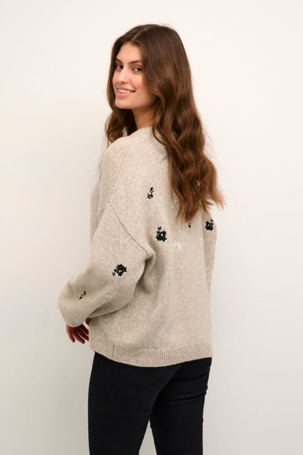 JOSY CREWNECK FLOWER DESIGN SWEATER