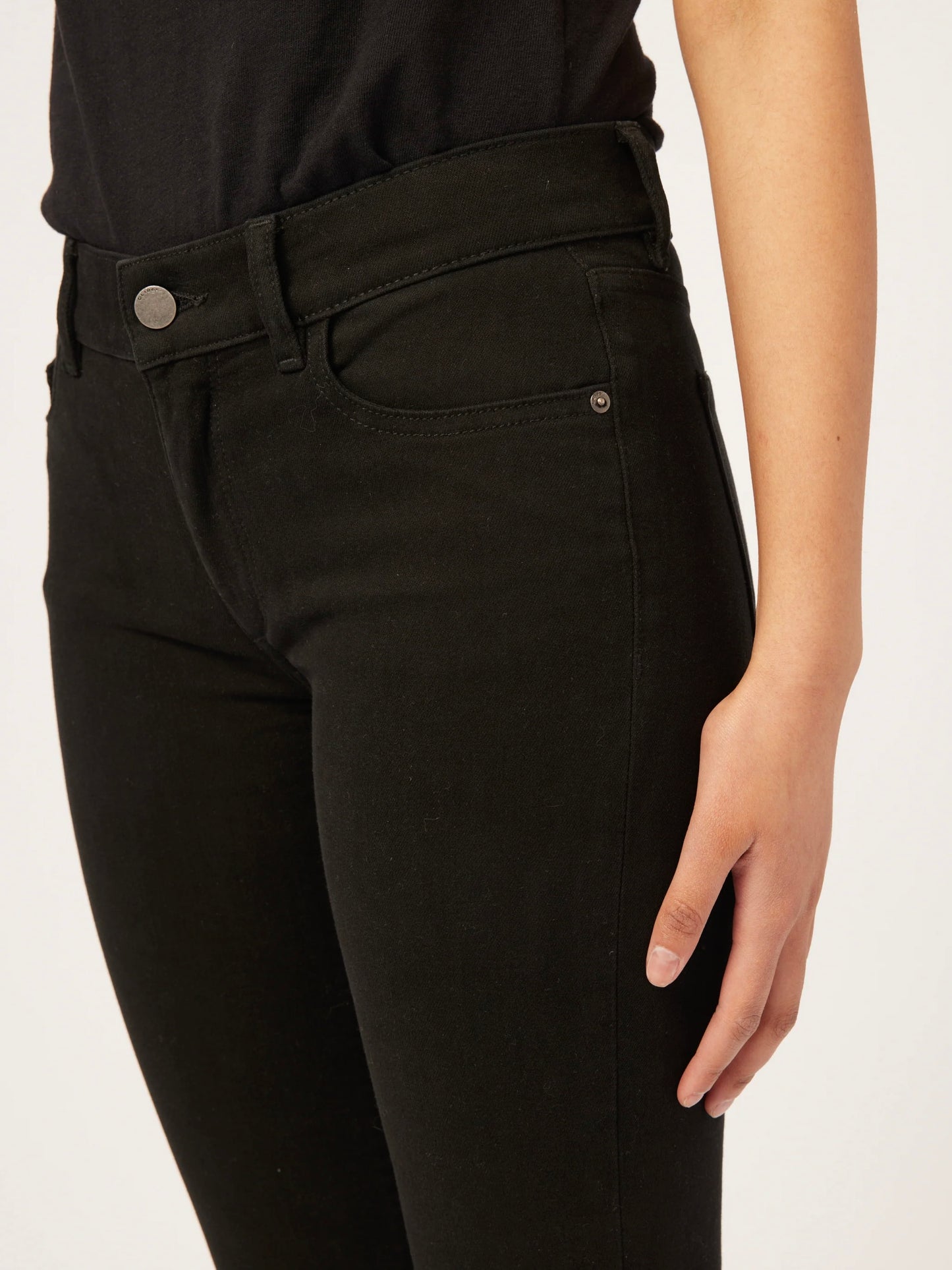 MARA STRAIGHT LEG JEAN DL1961