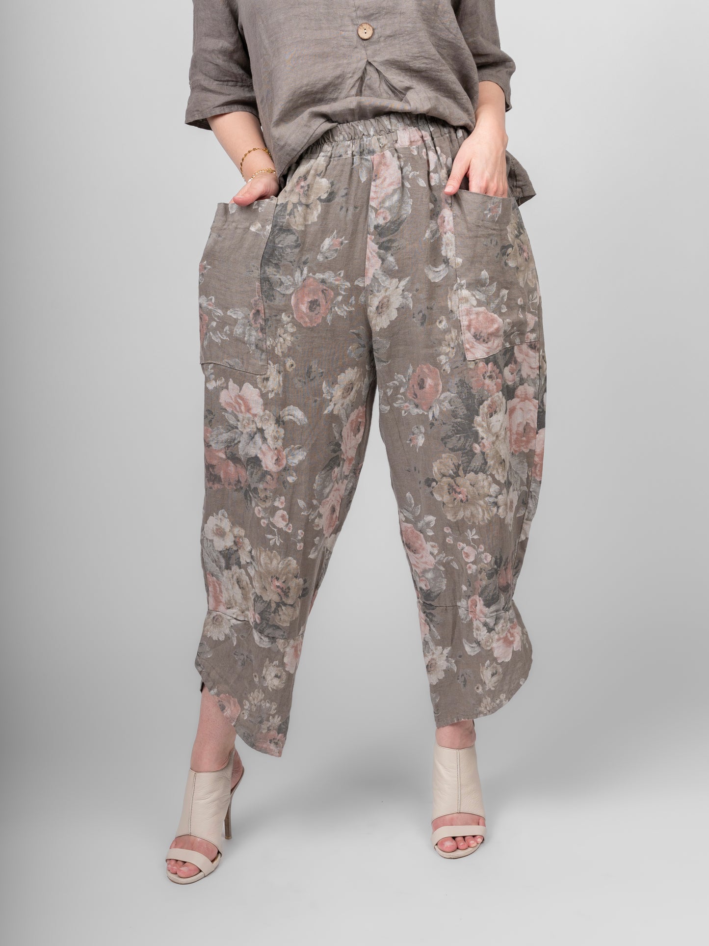 FLORAL PULL ON PANT