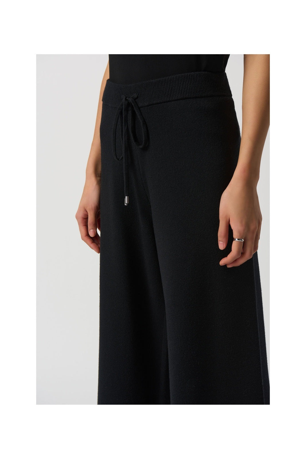 PULL CROP KNIT PANT