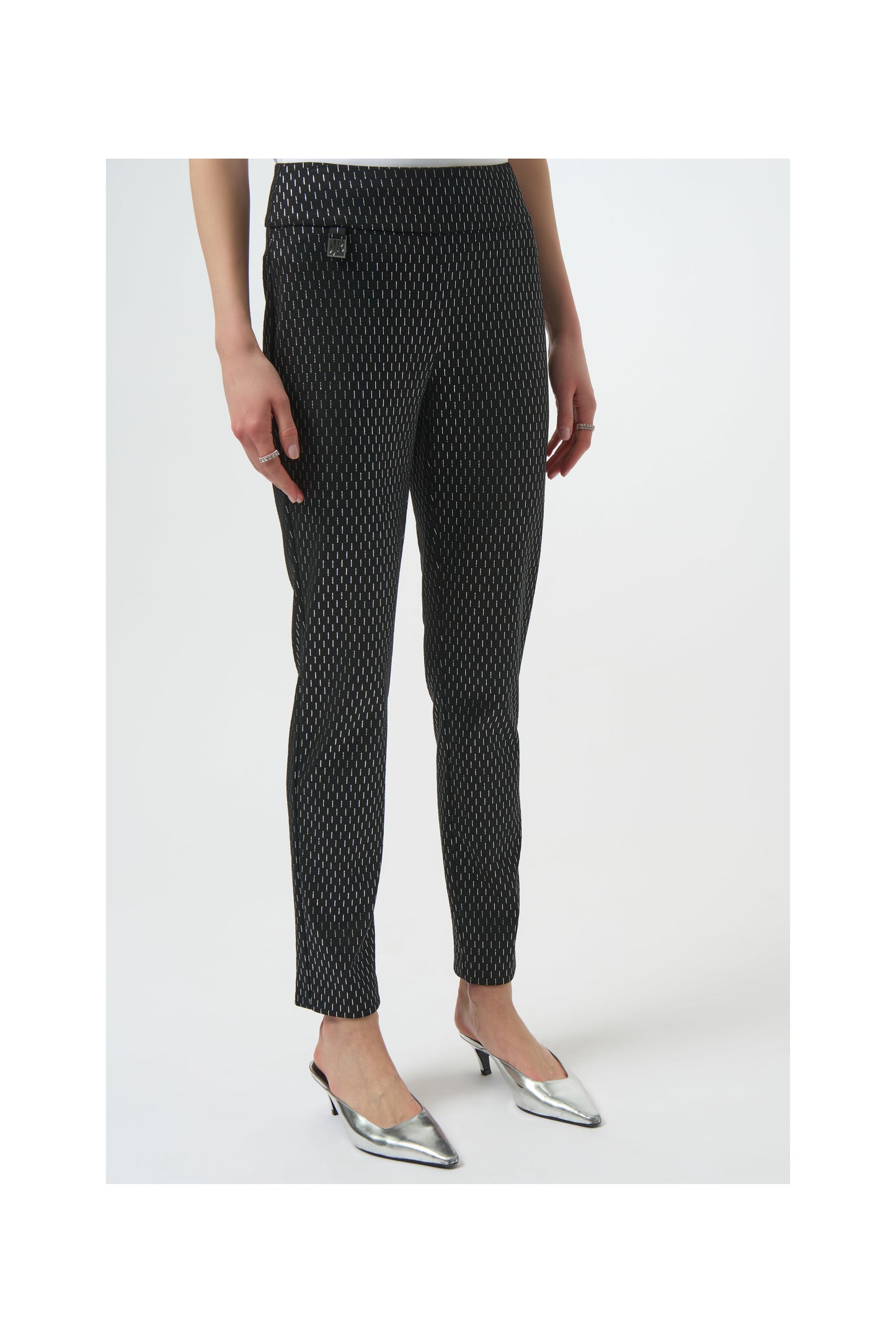 JACQUARD PULL-ON PANT