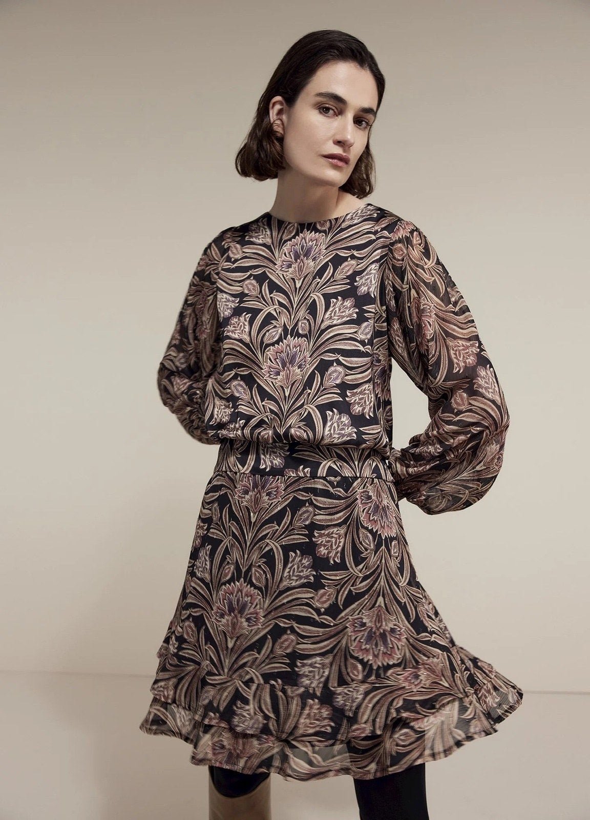 FLORAL LONG SLEEVE BLOUSE