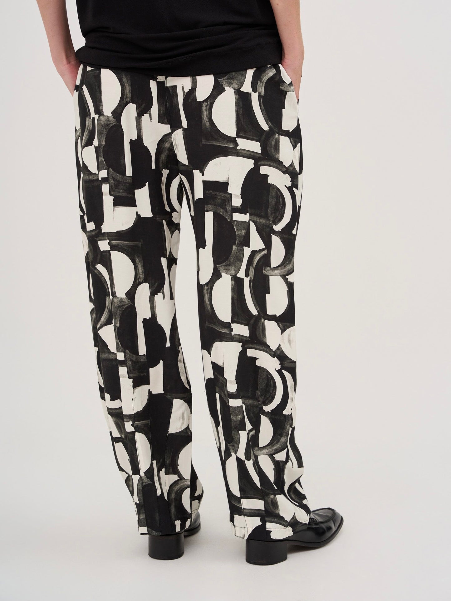 PAOLA PULL ON PANT