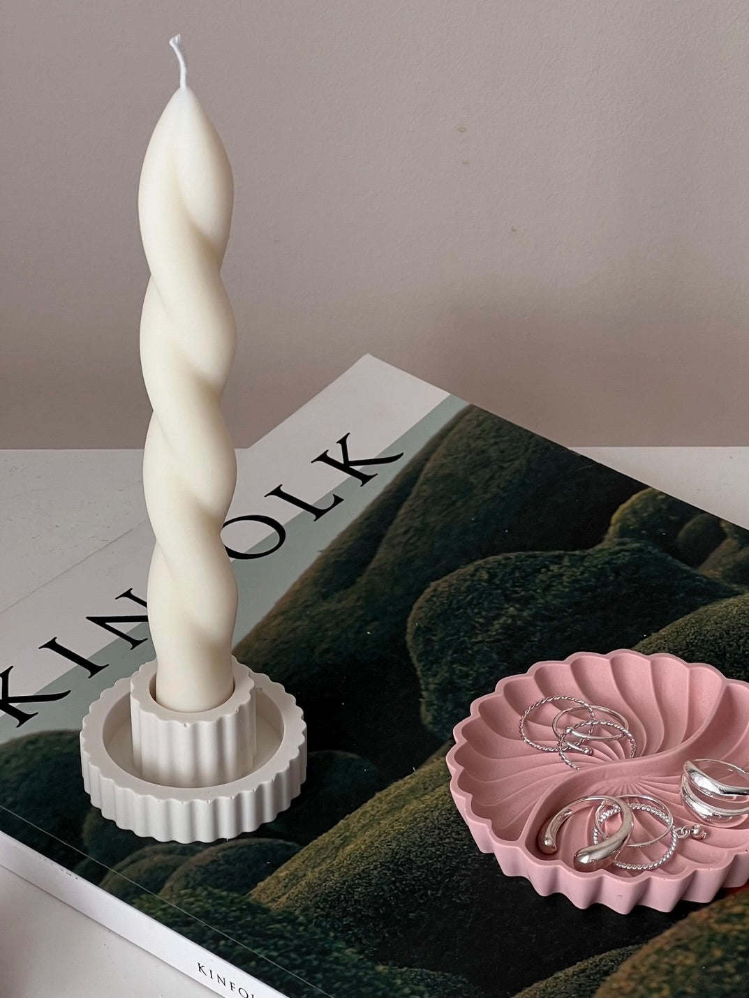 RIBBED CANDLESTICK HOLDER ESTELLE STUDIO