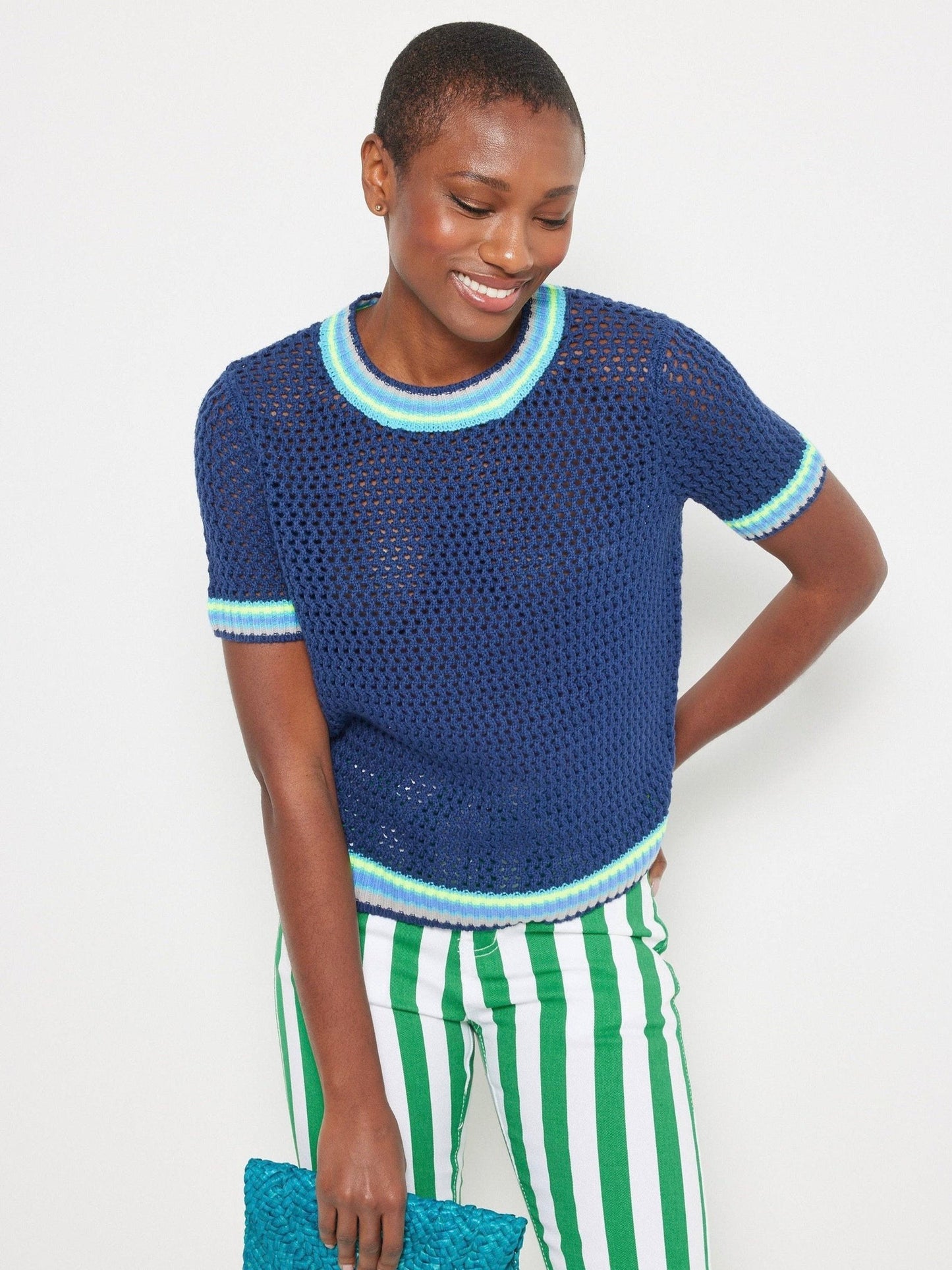 HEY SHORTY CREW NECK SWEATER