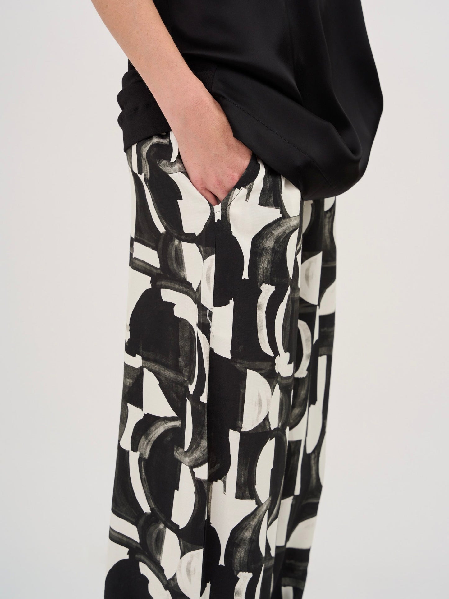 PAOLA PULL ON PANT