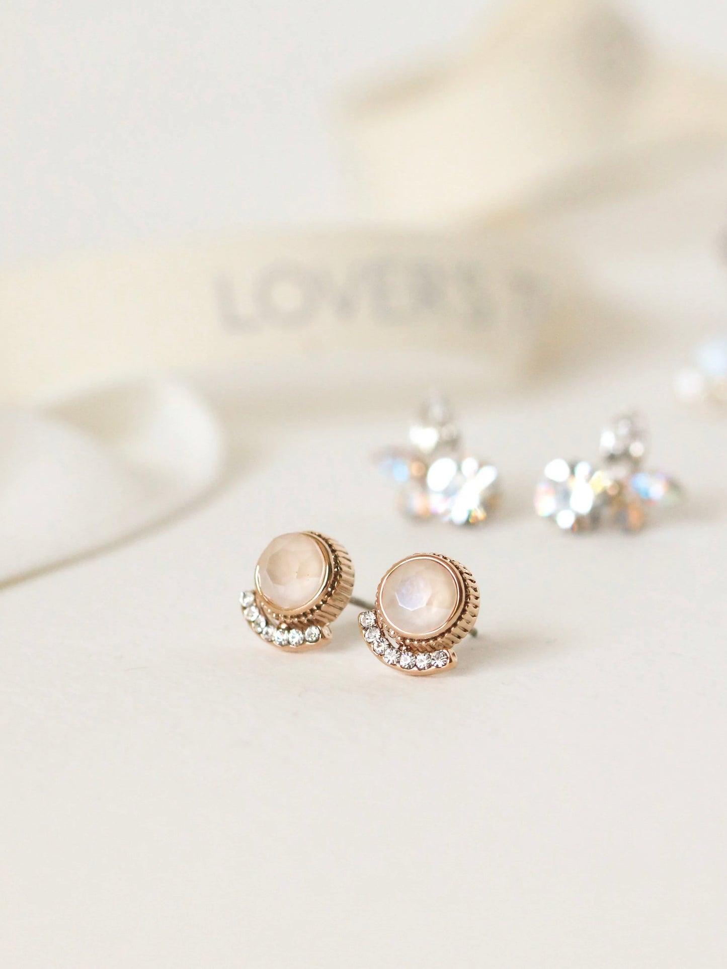 MIMOSA POST EARRING LOVER'S TEMPO