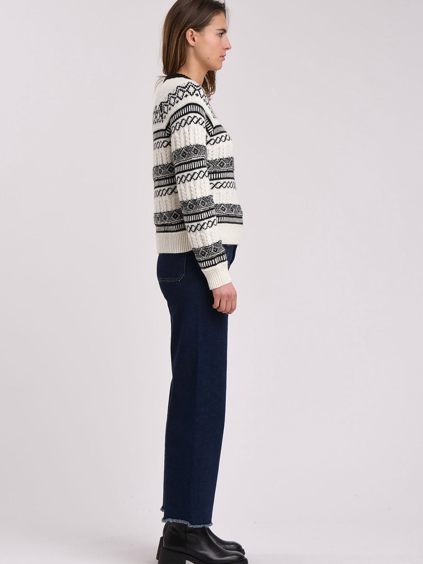TWO TONE SWEATER LA FEE