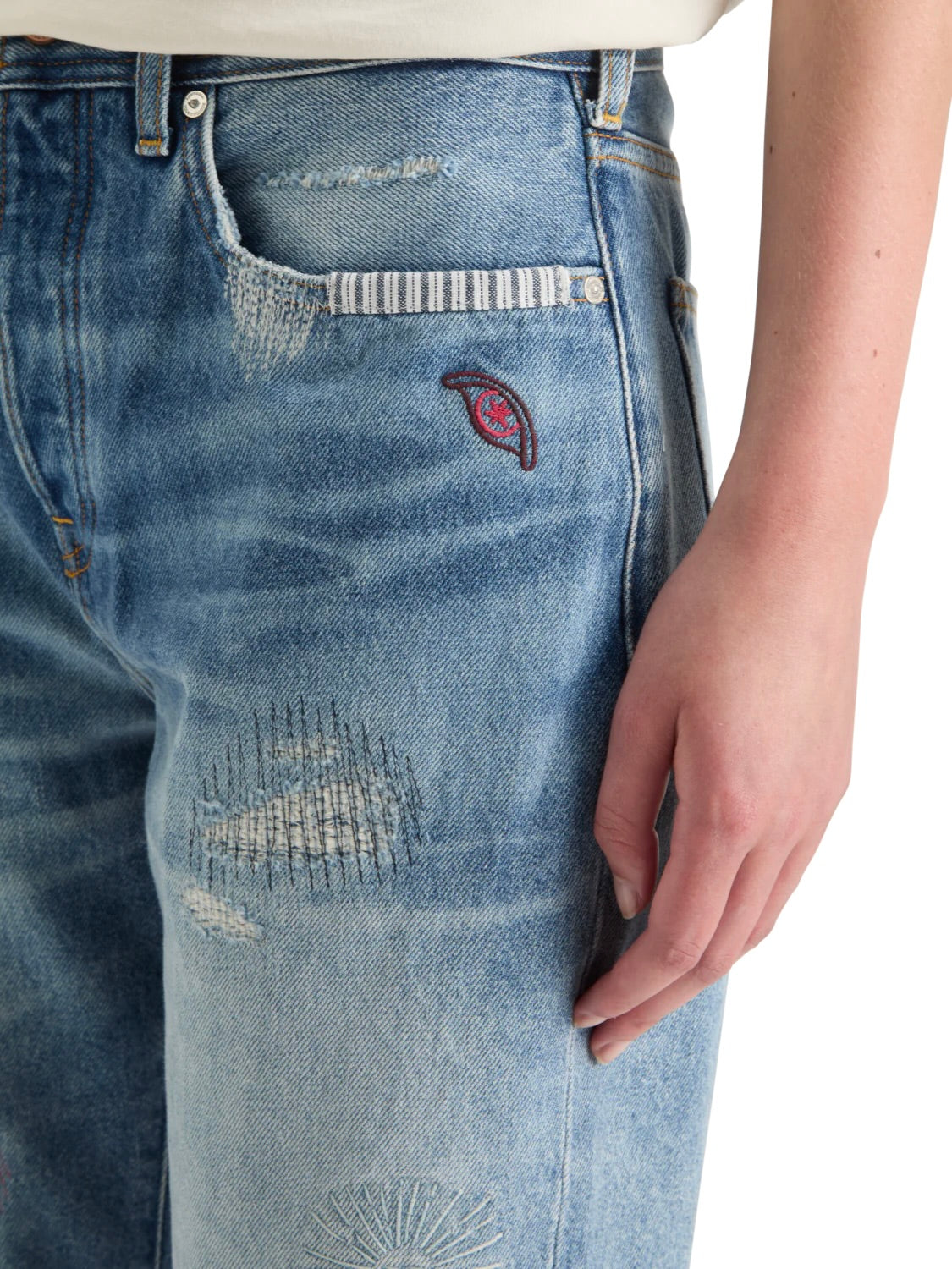 BUZZ SLIM BOYFRIEND JEAN SCOTCH & SODA