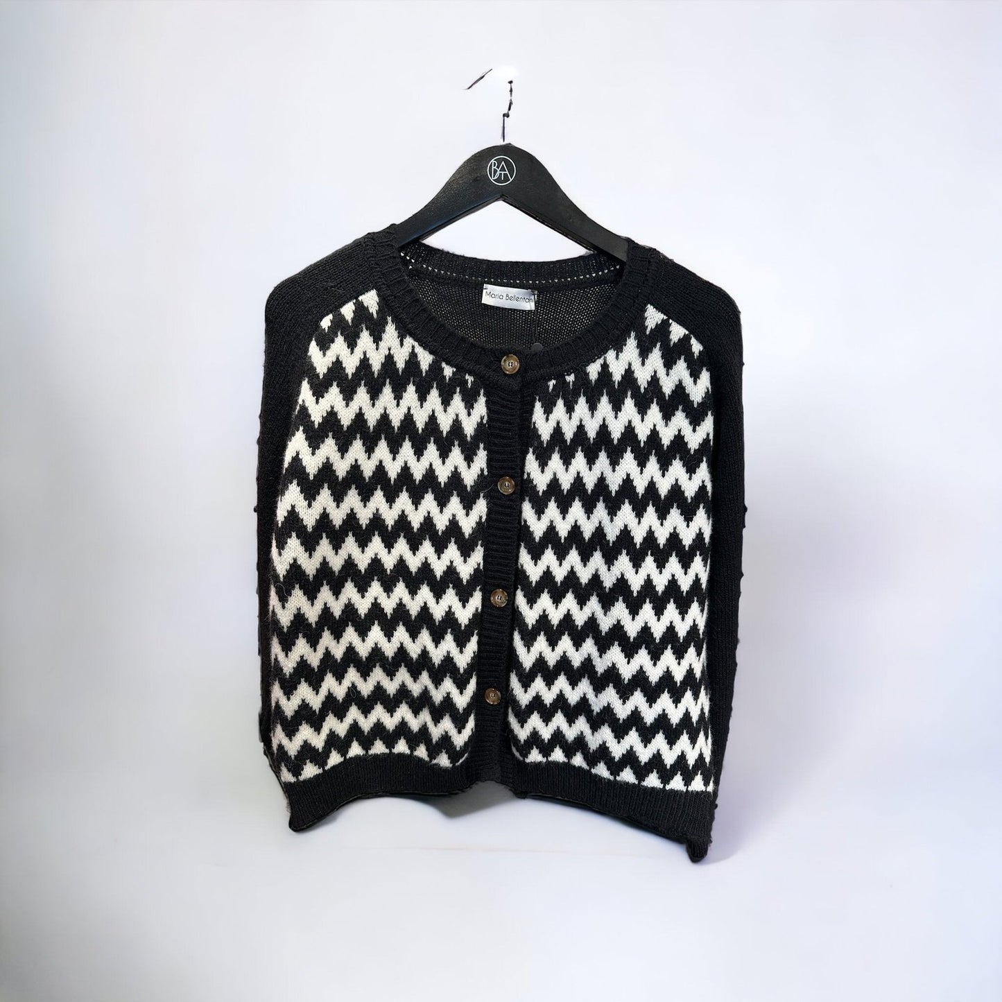 BUTTON FRONT ZIG ZAG FRONT CARDIGAN