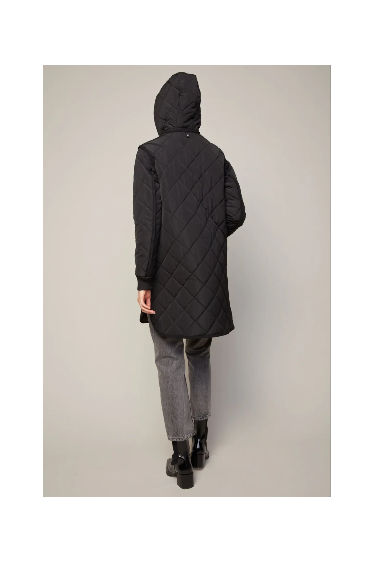 LIBBY WITH HOOD BLACK QUILTED COAT