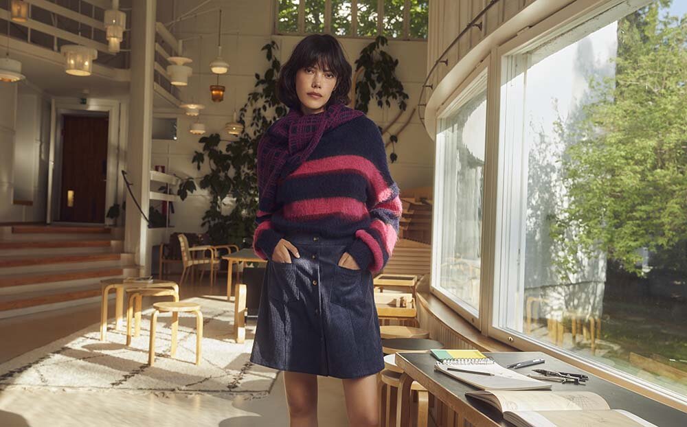 STRIPE FUNNEL NECK SWEATER