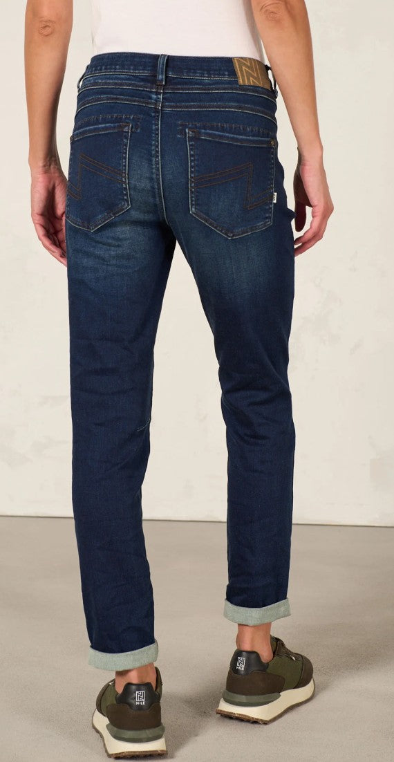 TAPERED ANKLE JEAN