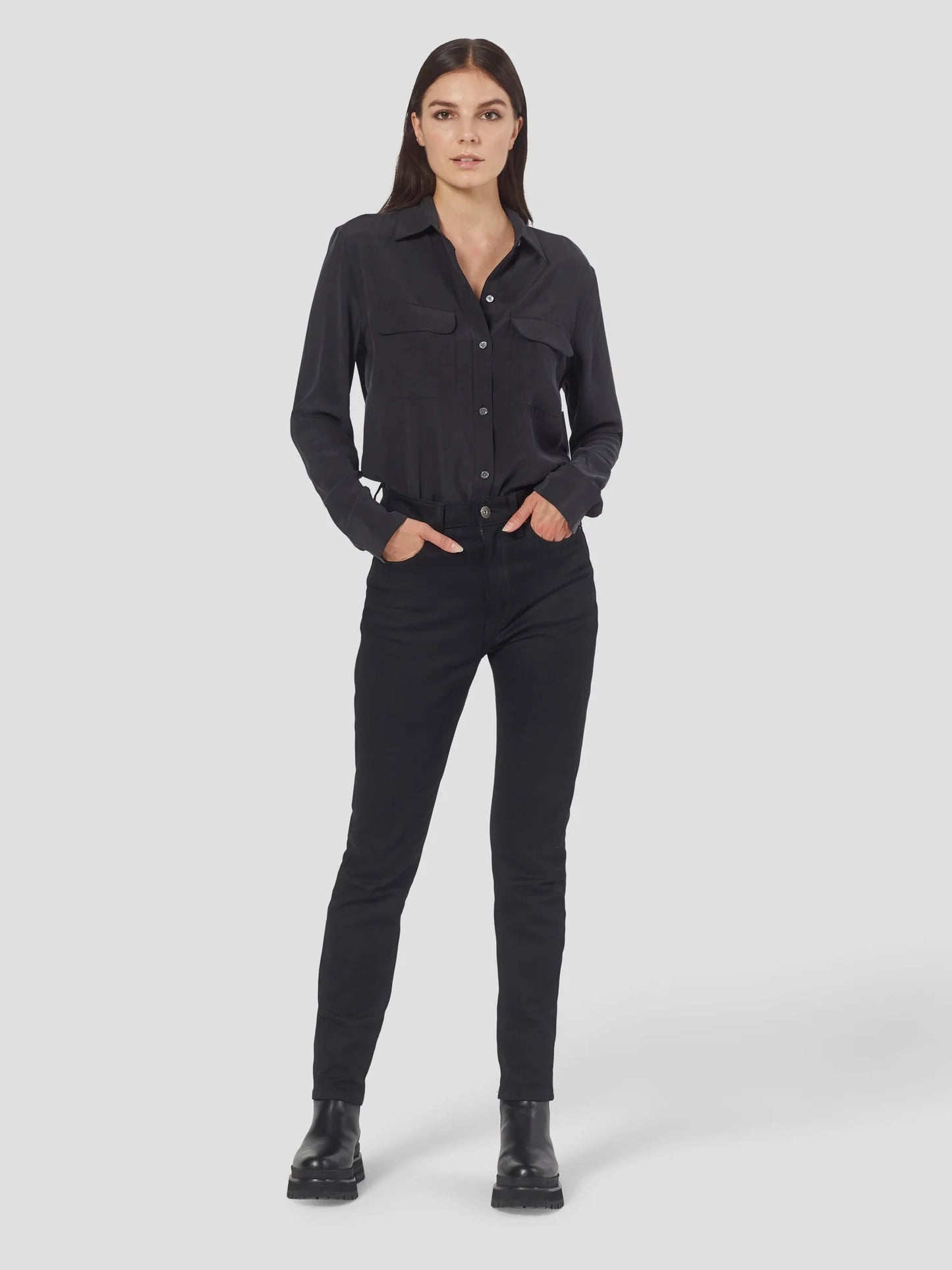 SLIM SIGNATURE BLOUSE