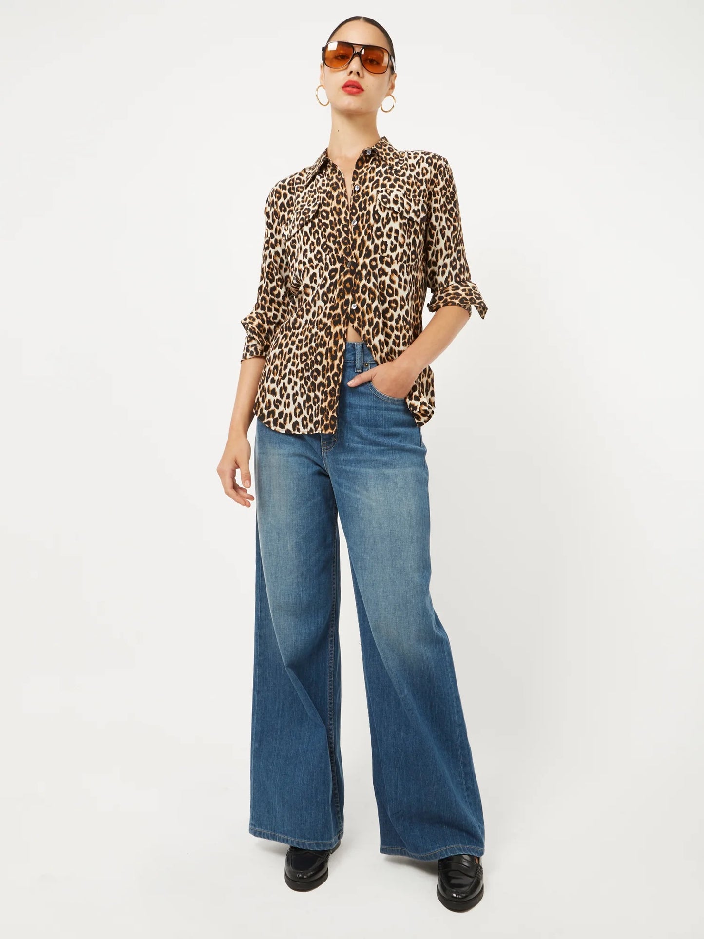 SLIM SIGNATURE LEOPARD PRINT BLOUSE