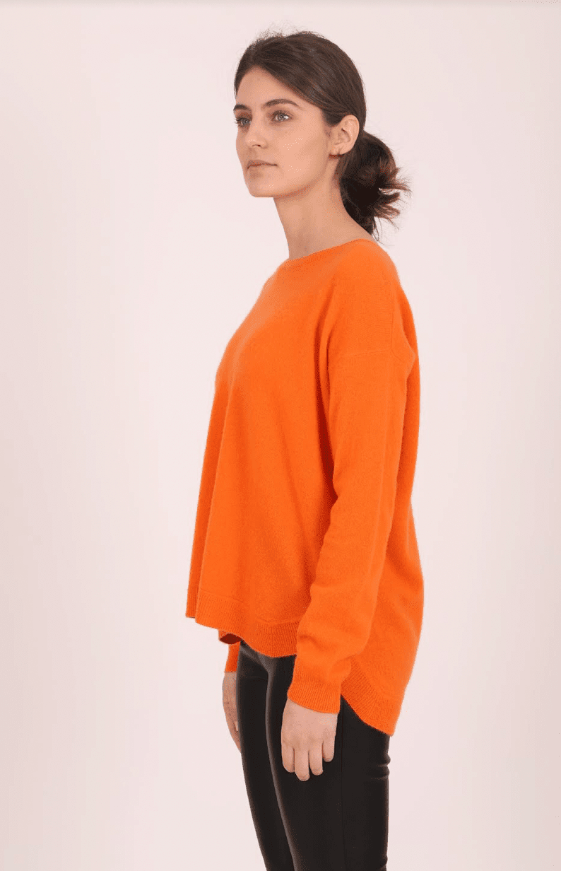 CREWNECK ZIPPER DETAIL BACK CASHMERE SWEATER