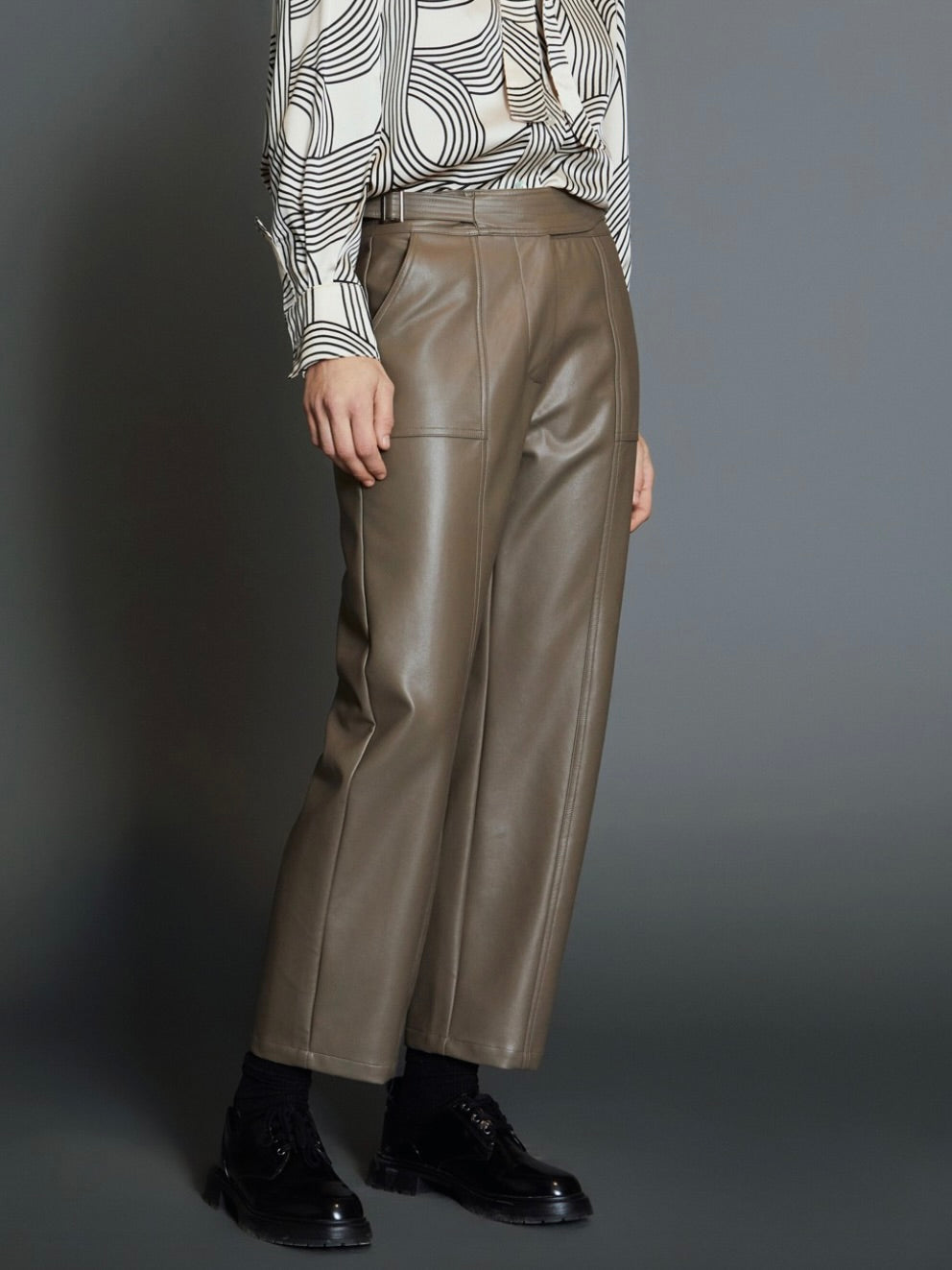 FAUX LEATHER TROUSERS SKATIE