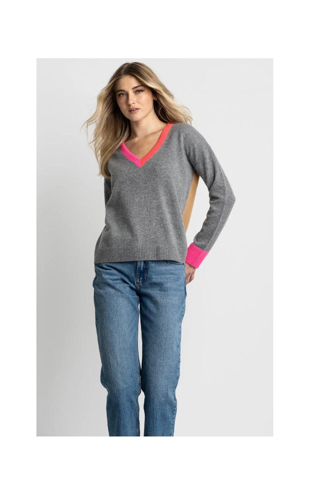 COLOUR WHEEL V-NECK SWEATER