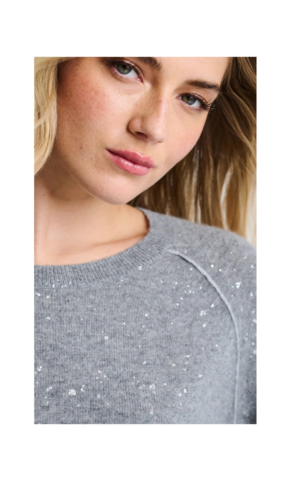 DIAMOND DUST PULLOVER SWEATER