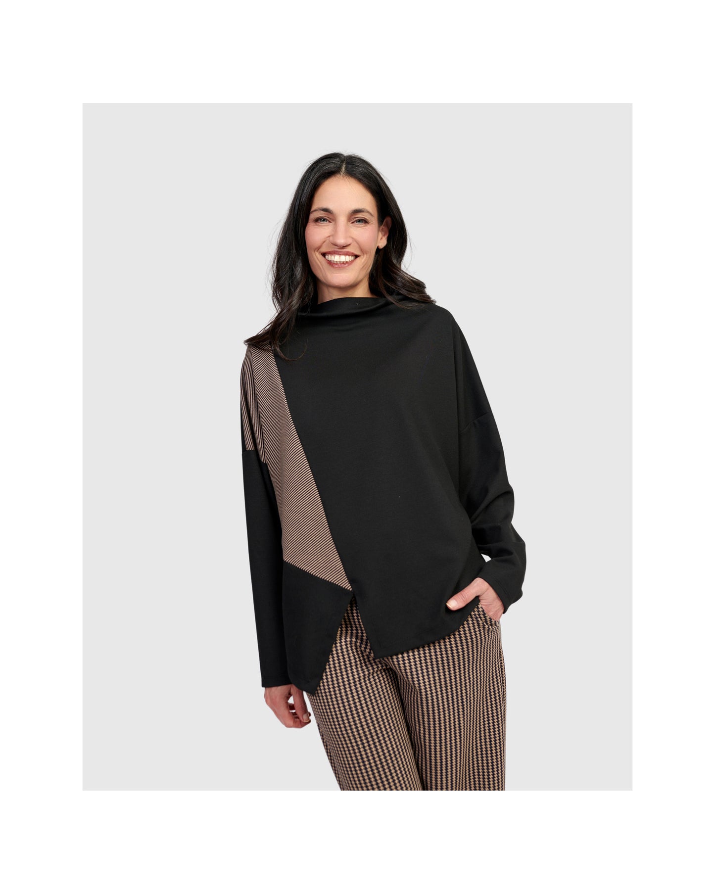 TONAL COLOUR BLOCK TUNIC TOP