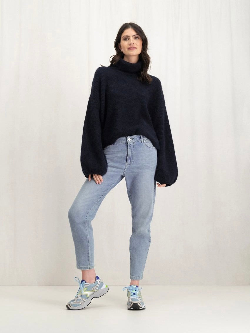 Full body sweater top