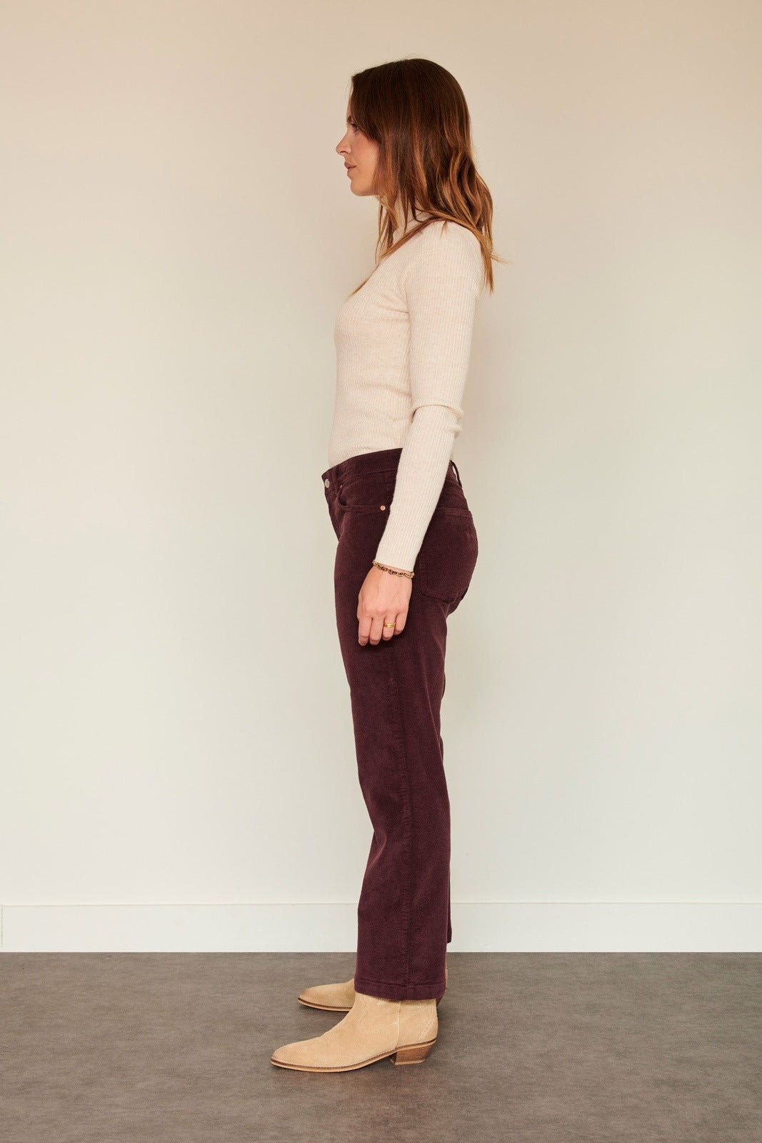 LINDA SOFT CORDUROY STRAIGHT LEG PANT