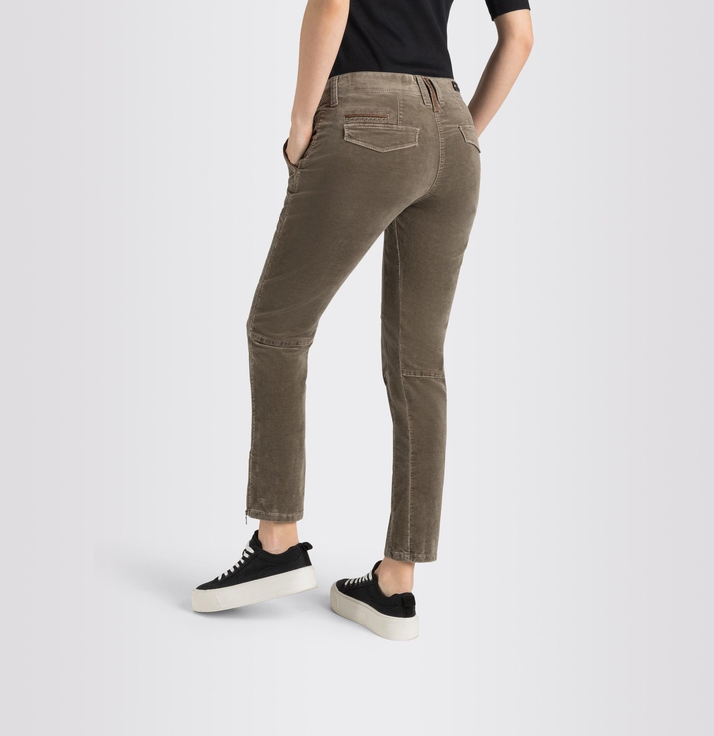 CARGO VELVET TAPERED PANT