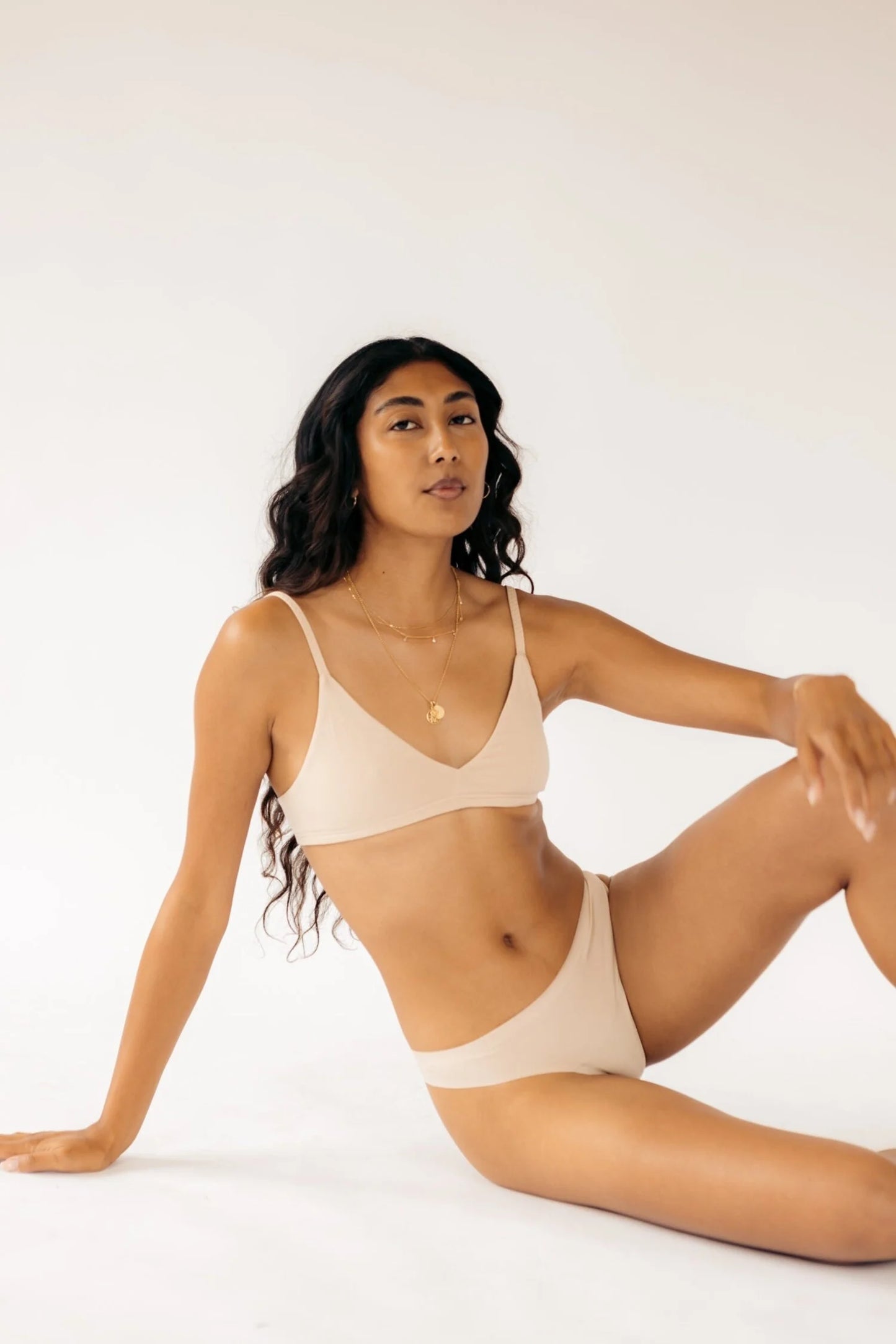 SEAMLESS HIGH RISE THONG