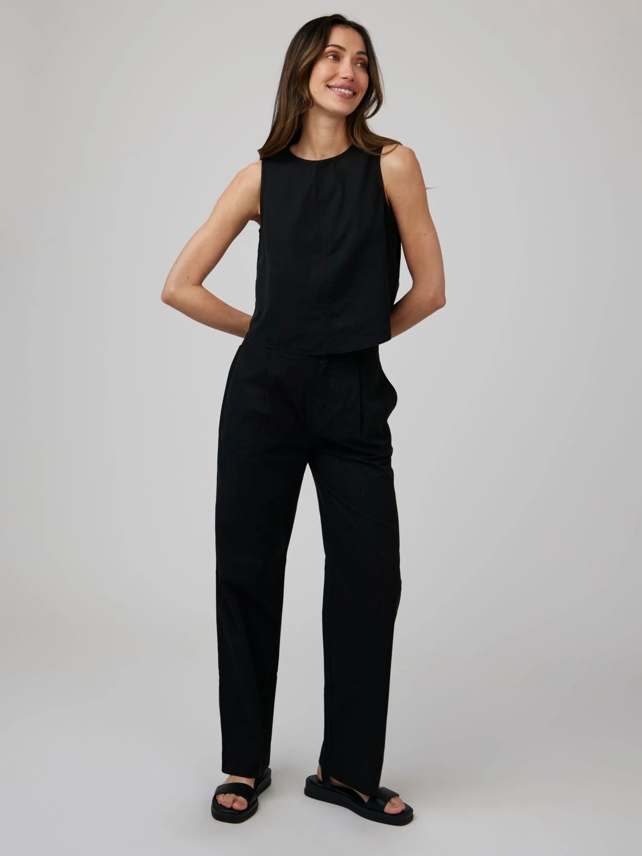 SINGLE PLEAT TROUSER