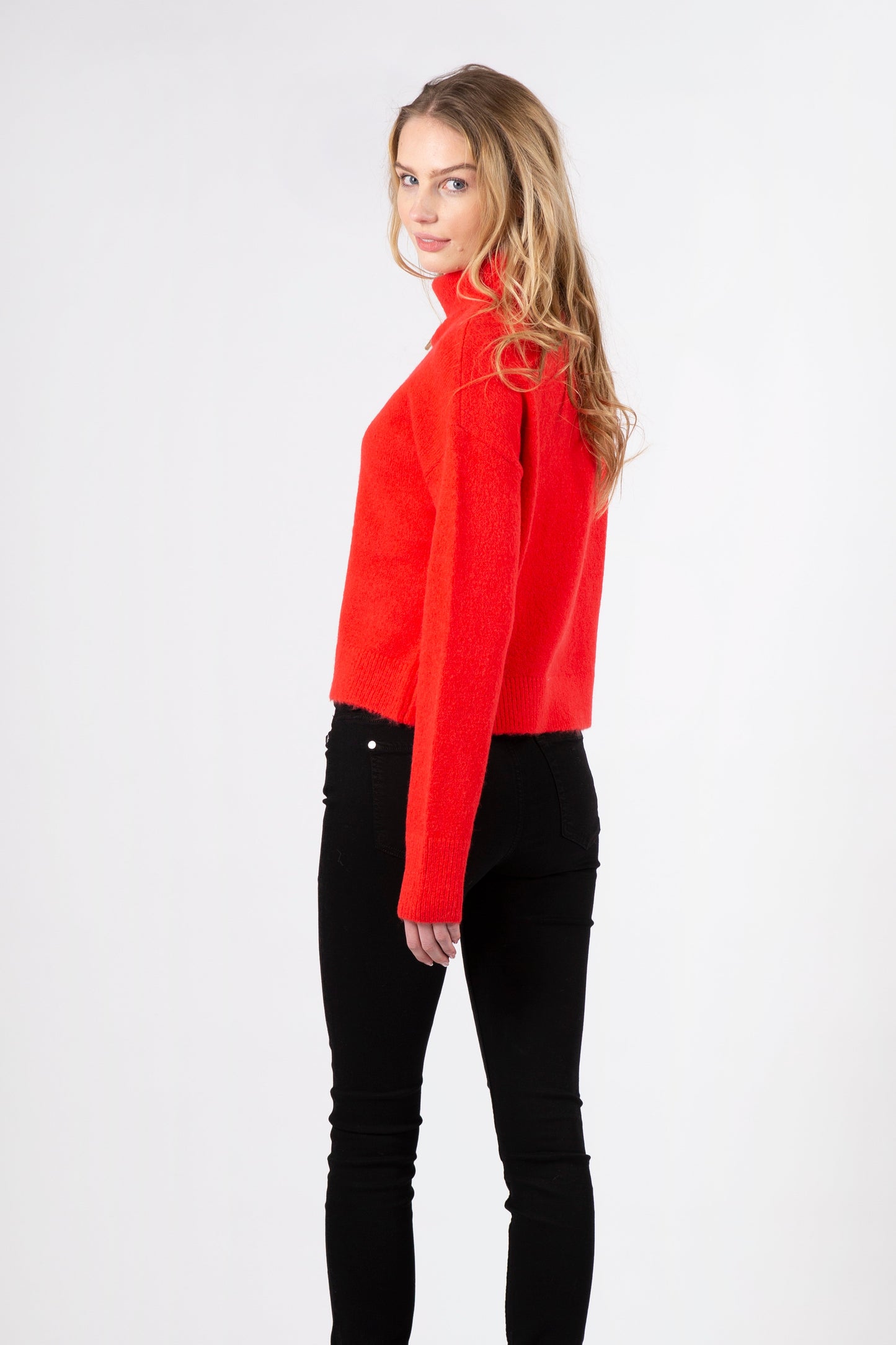 LONG SLEEVE MABEL MOCK NECK