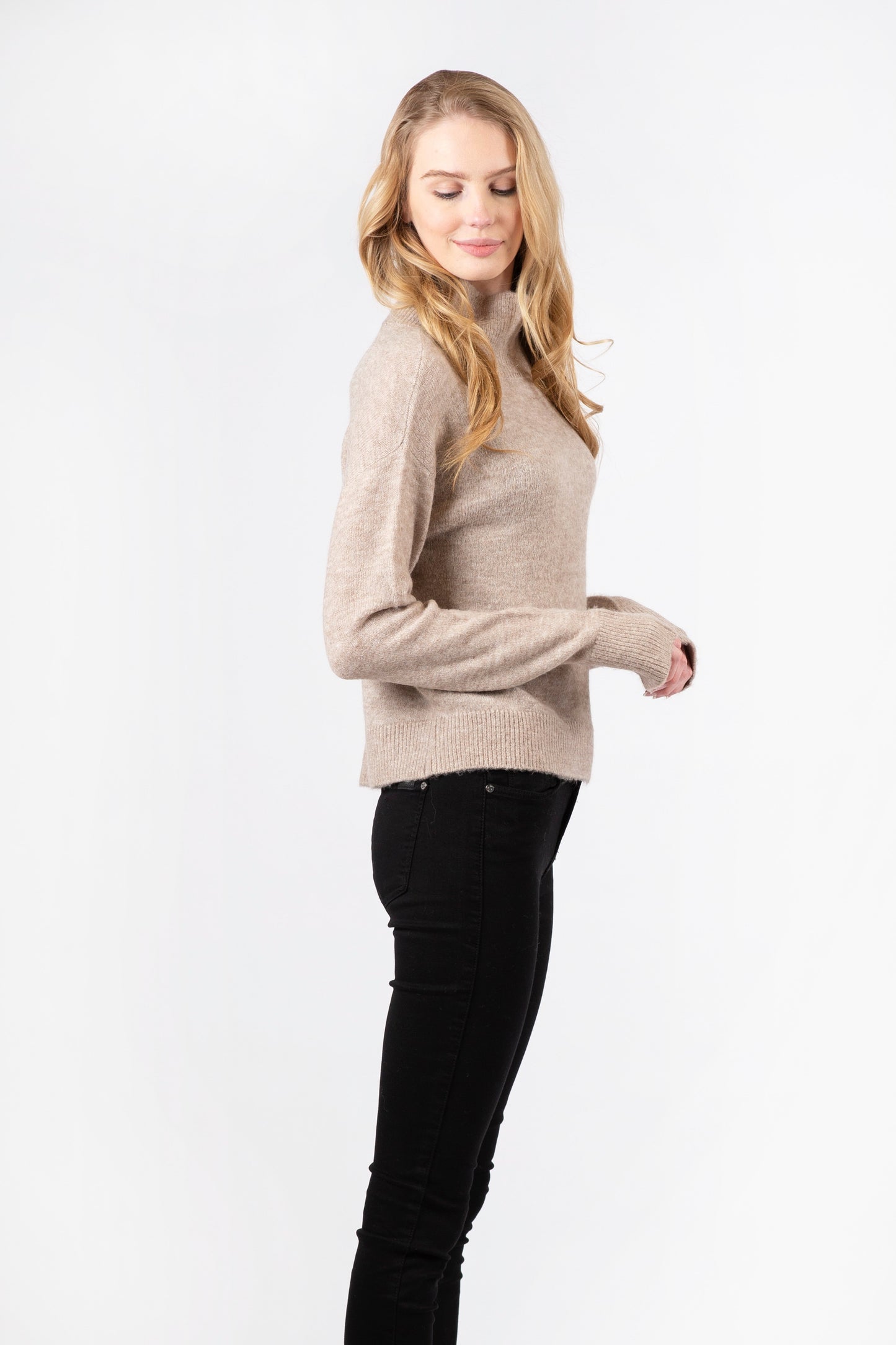 LONG SLEEVE MABEL MOCK NECK