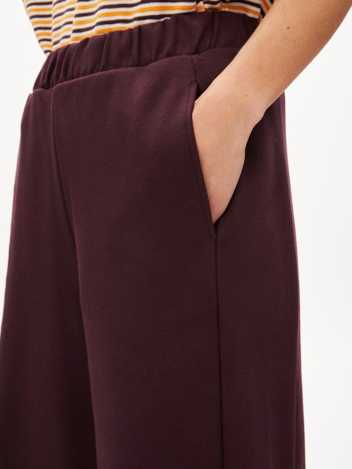 Maarle Pull on Knit Pant