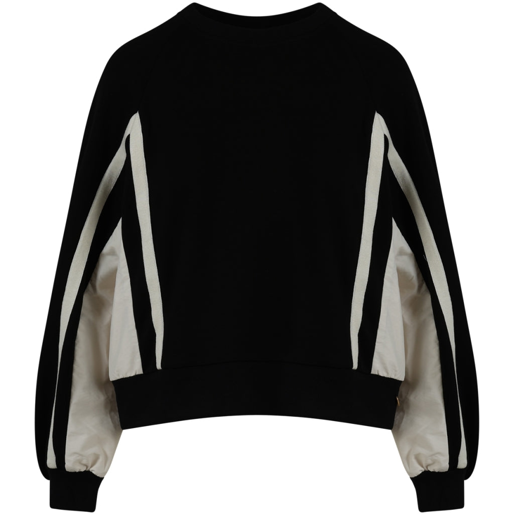 SPORTY PULLOVER TWO TONE SWEATER