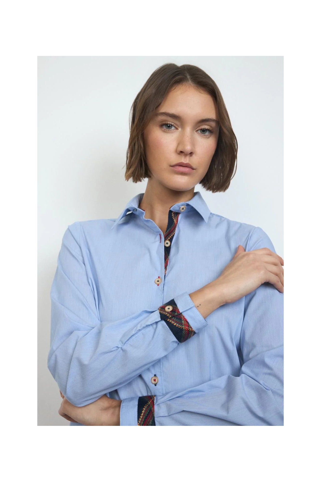 PLAID TRIM BLOUSE