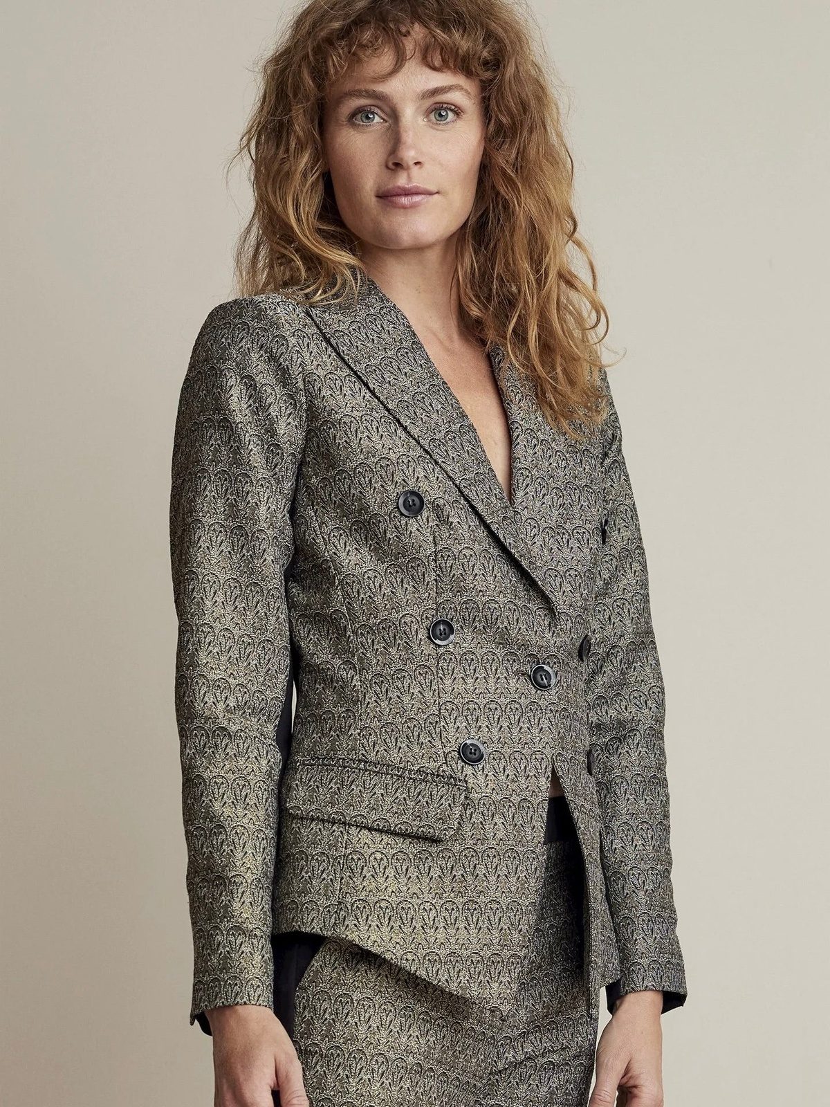 DOUBLE BREASTED JACQUARD BLAZER