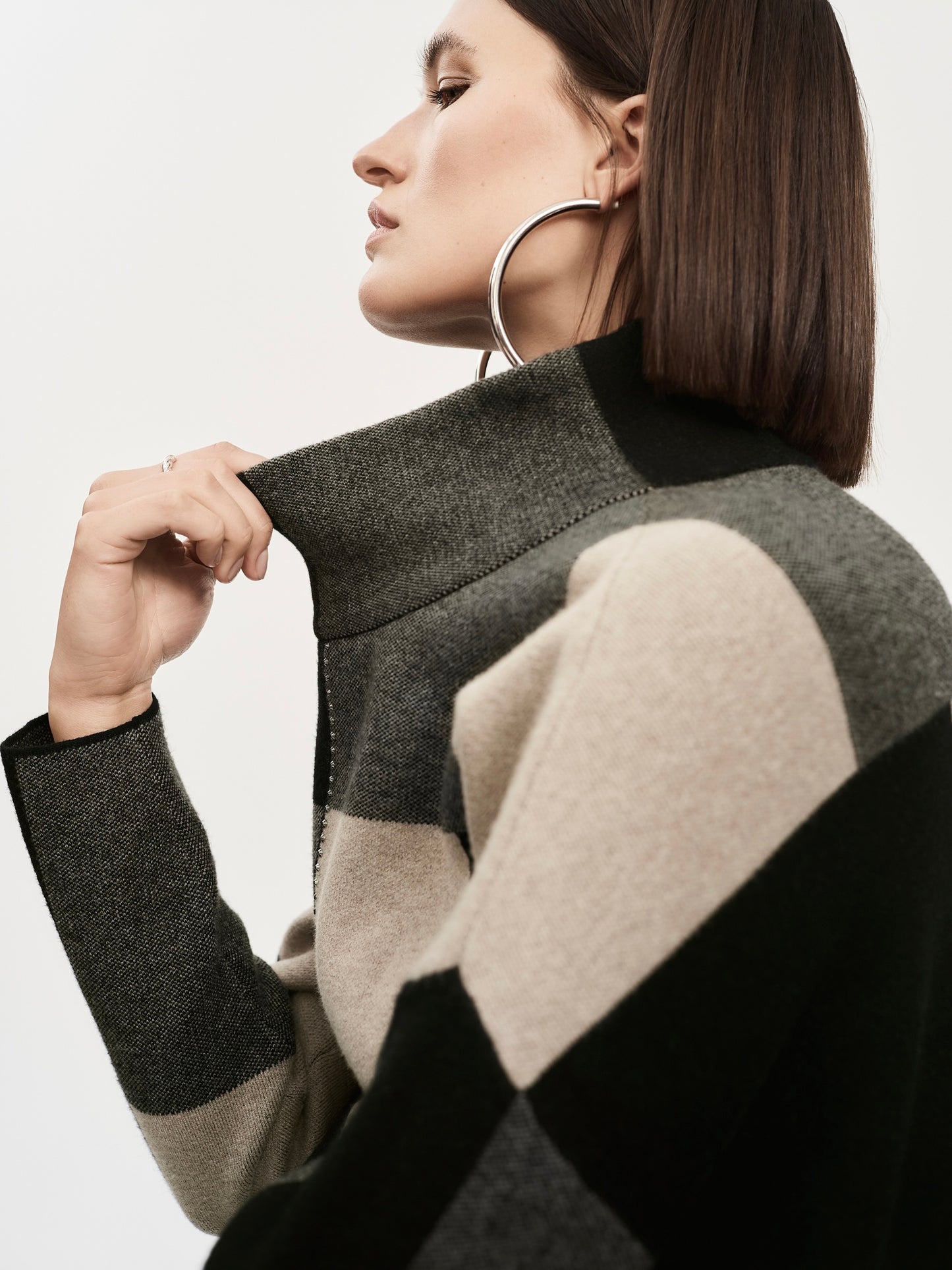 COLOUR BLOCK TUNIC SWEATER