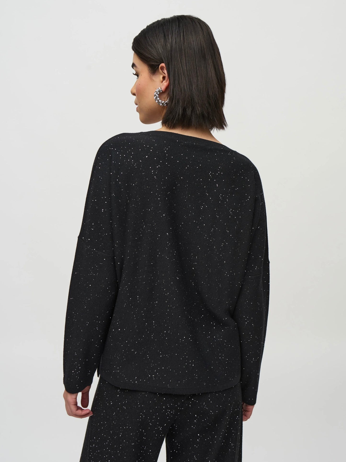 V-NECK GLITTER PULLOVER SWEATER