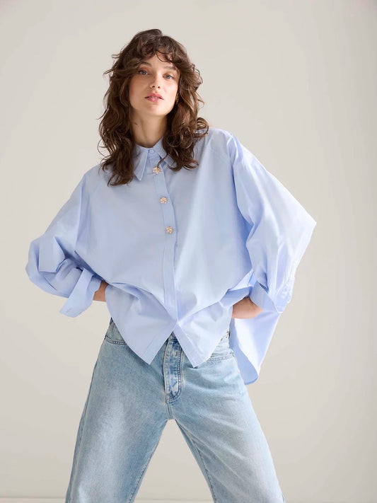BUTTON UP BLOUSE