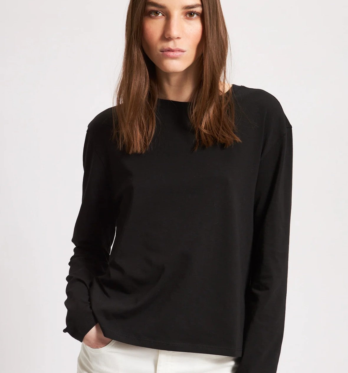 ICONIC BOYFRIEND CREW NECK T-SHIRT