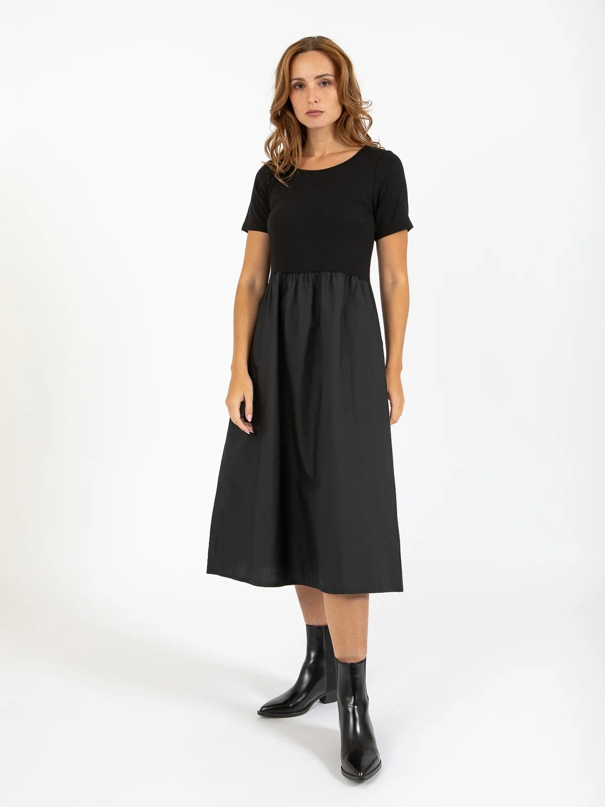 SHORT SLEEVE DRESS