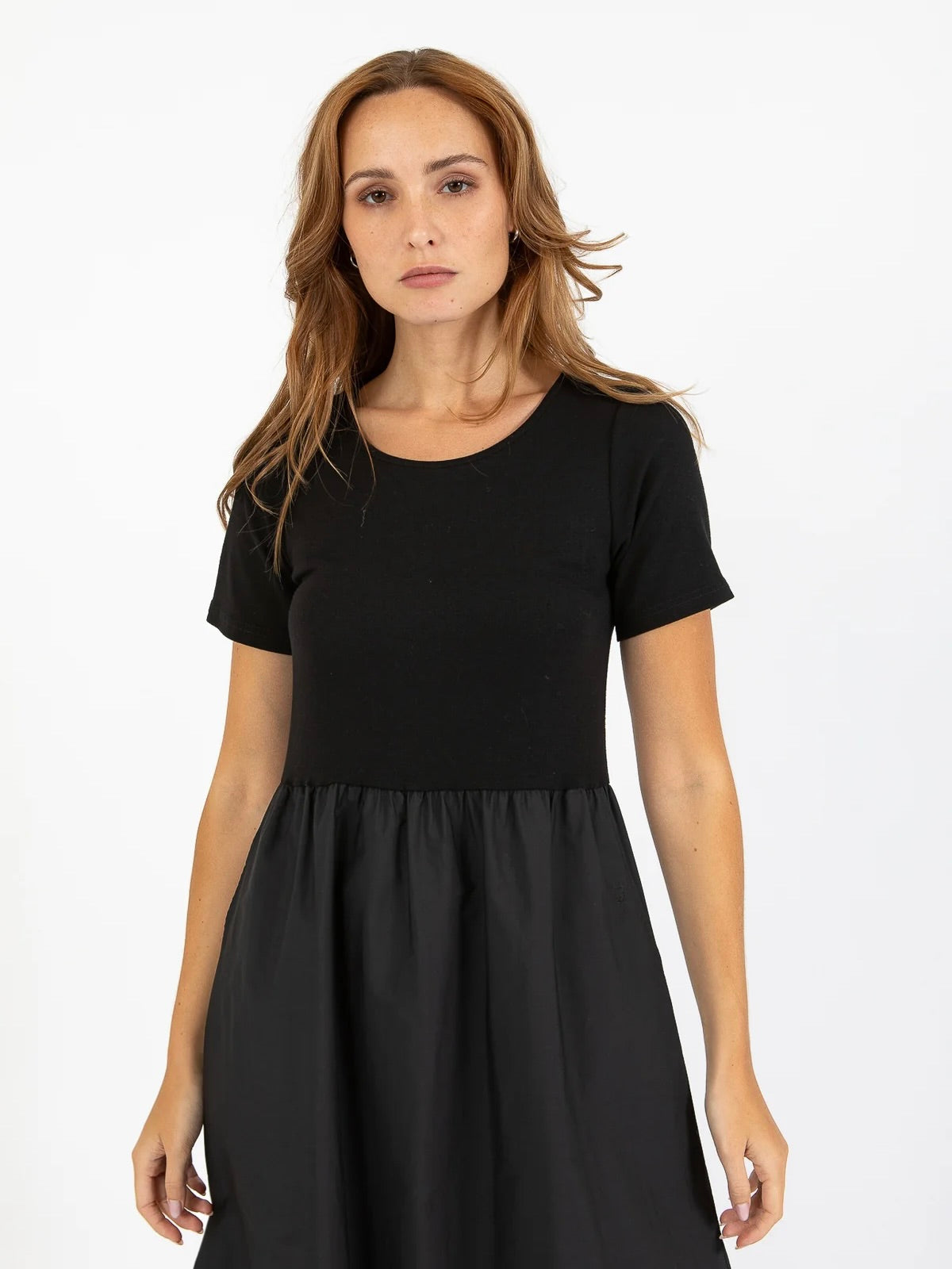 SHORT SLEEVE DRESS