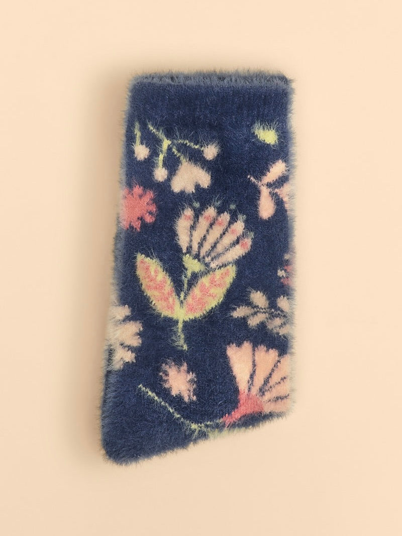 WATERCOLOUR FLOWER FUZZY SOCK POWDER