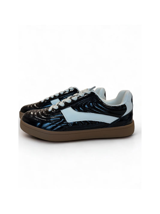 PATENT SNEAKER