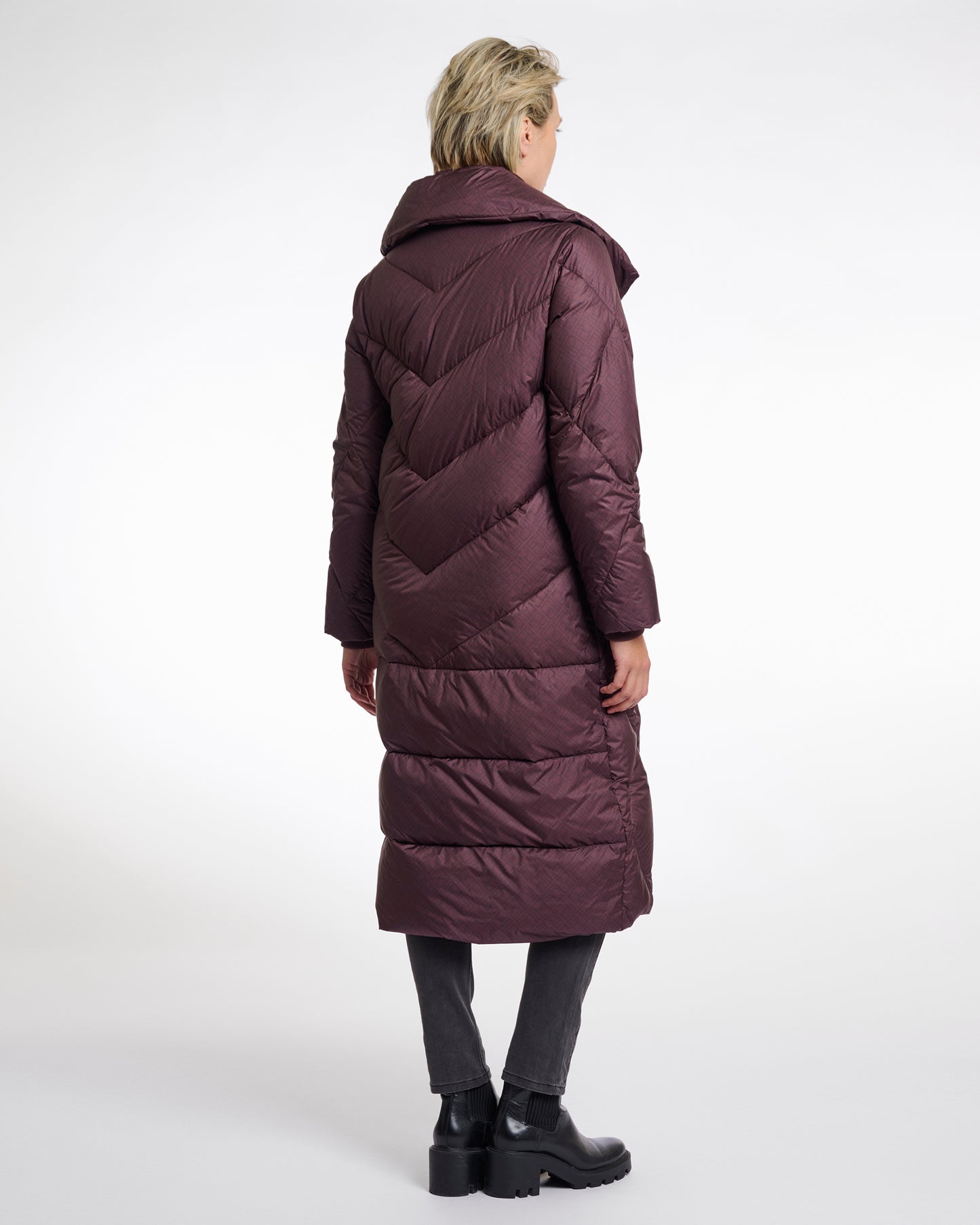 DOWN DIAMOND QUILTED LONG COAT