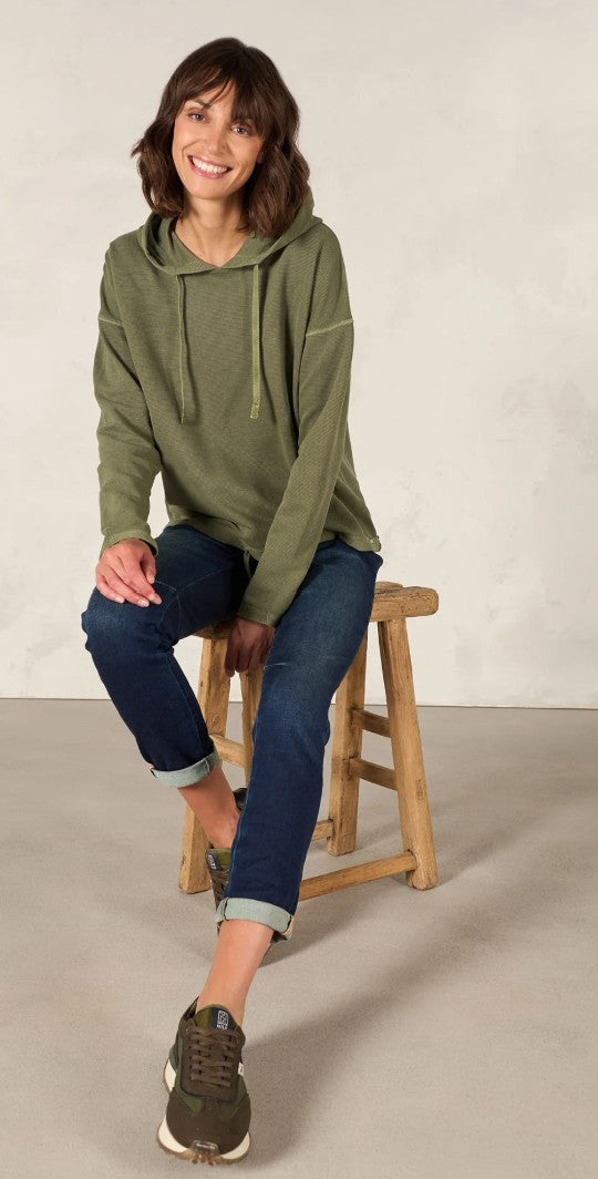 TAPERED ANKLE JEAN