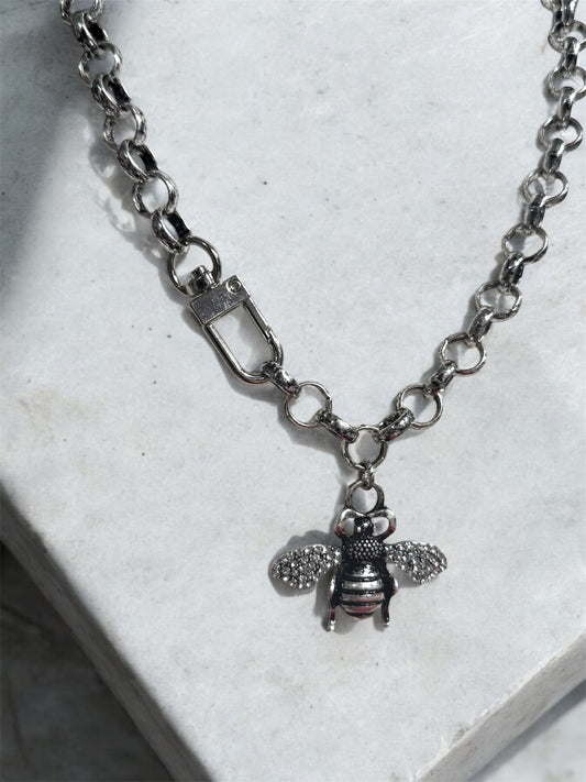 BARBERINI BEE NECKLACE VALENTINE ROUGE