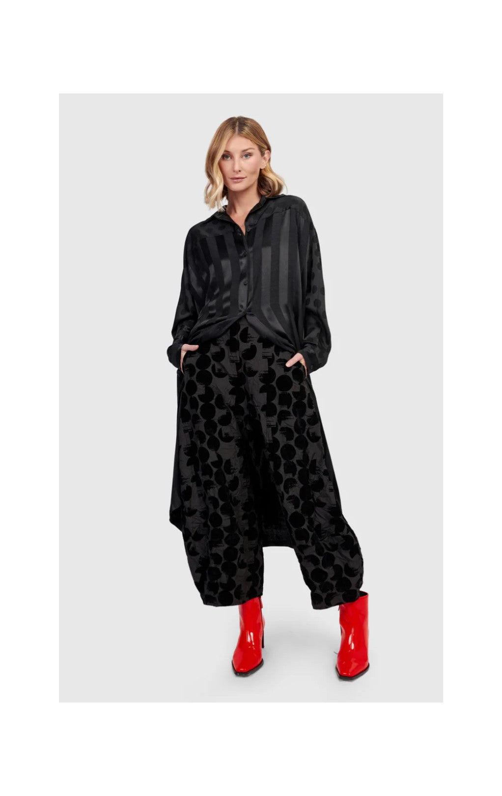 VELVET POLKA DOT FLY FRONT PANT