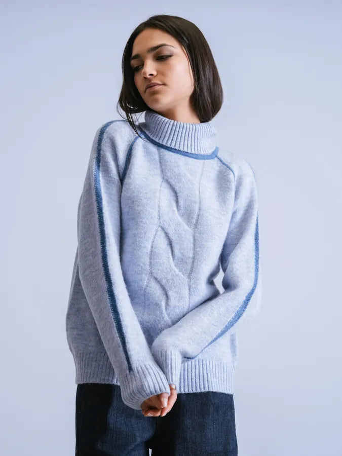 RAGLAN SLEEVE SWEATER