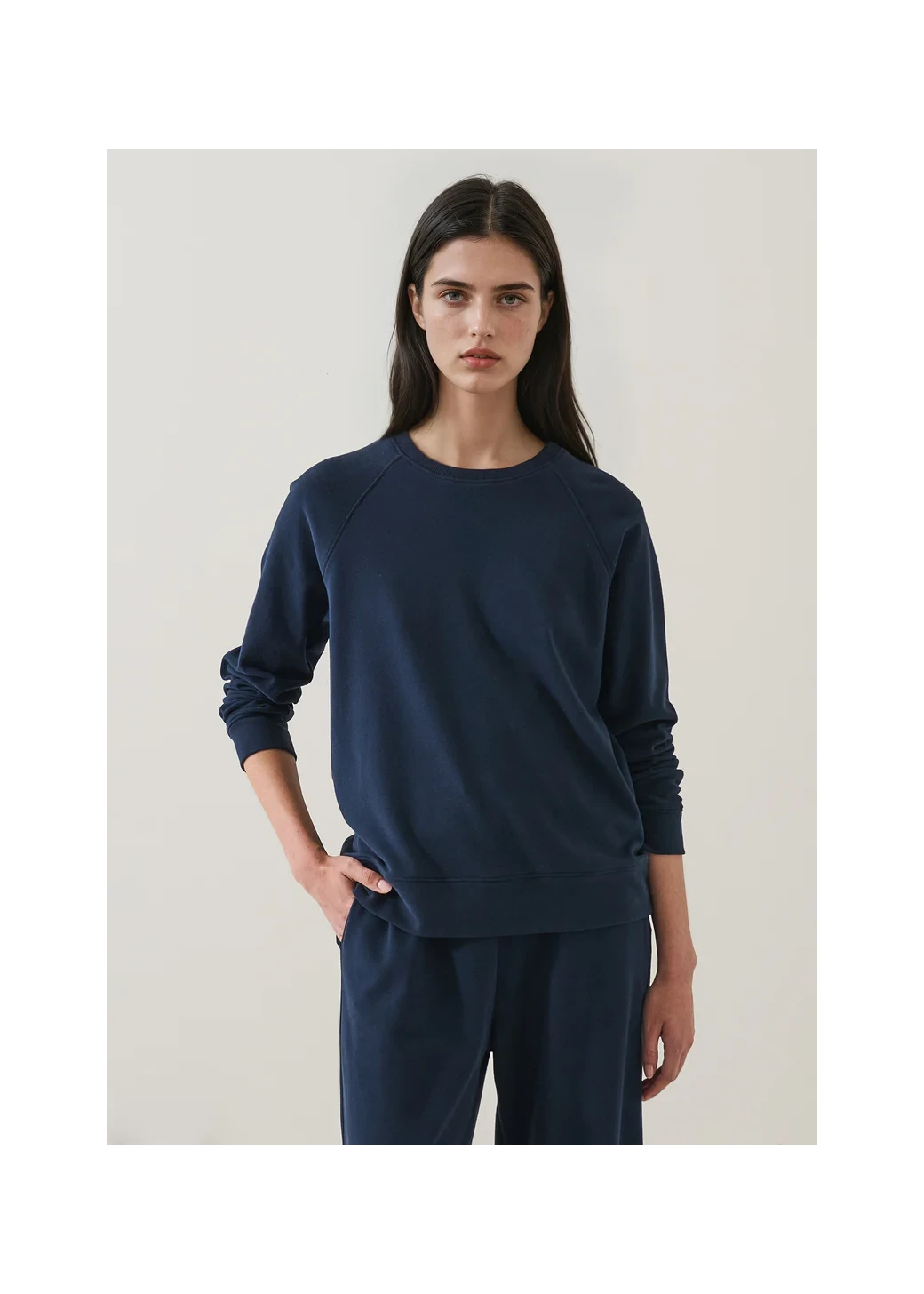 BRUSHED PIMA RAGLAN SWEATSHIRT